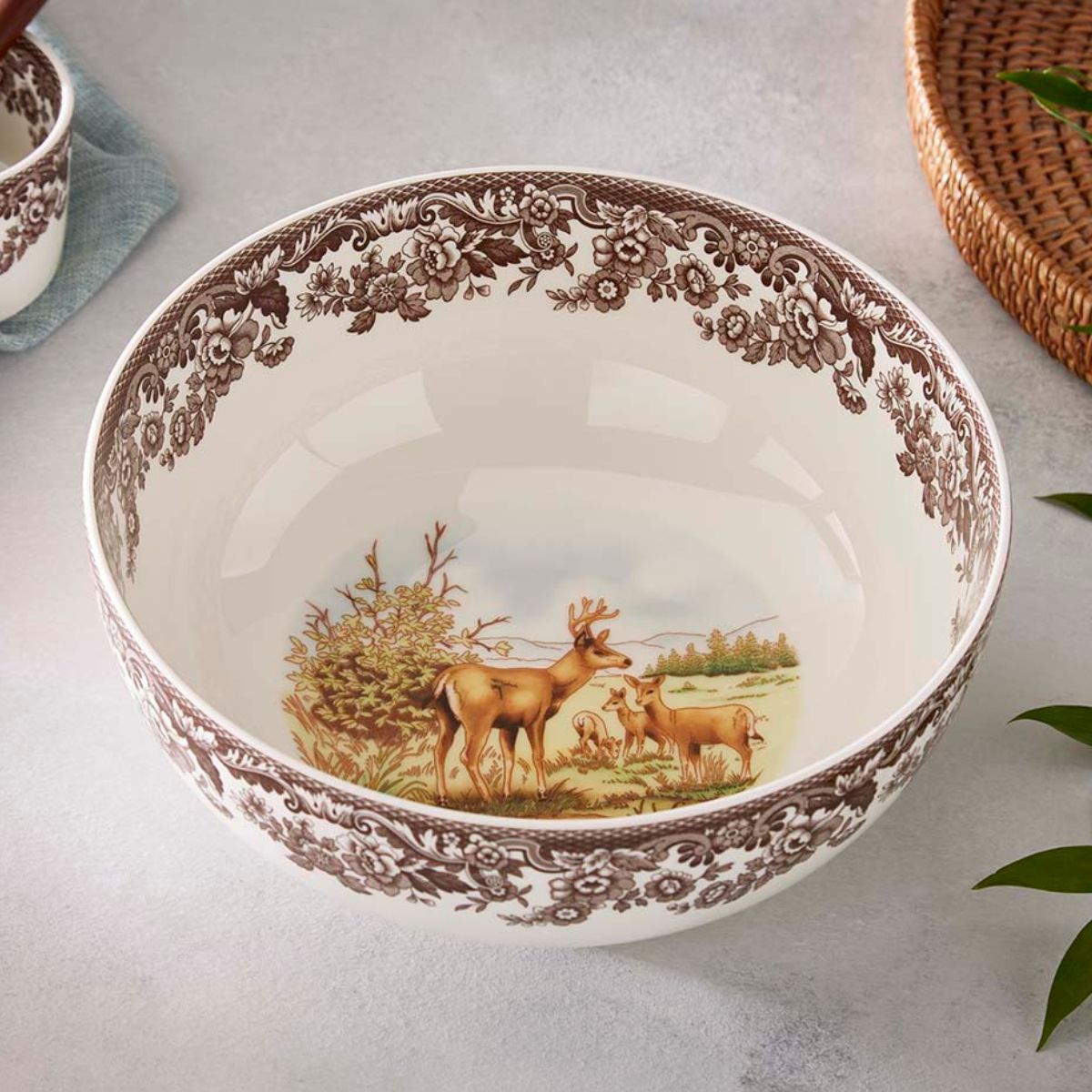 Woodland Salad Bowl, Mule Deer image number null